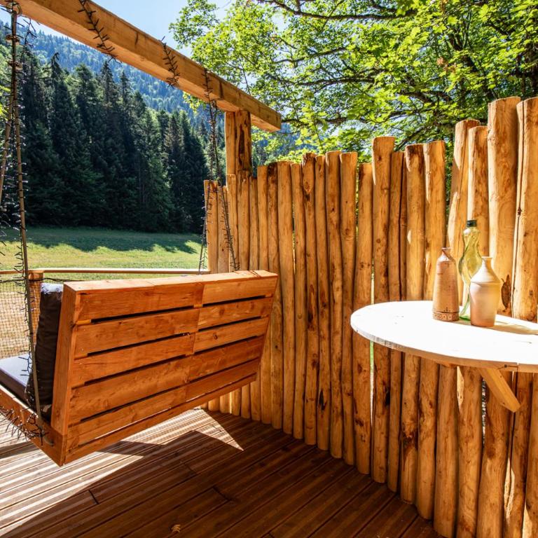 La Pomme de Pin Perchée, cabane romantique pour 2 - Appartement avec Douche - 10