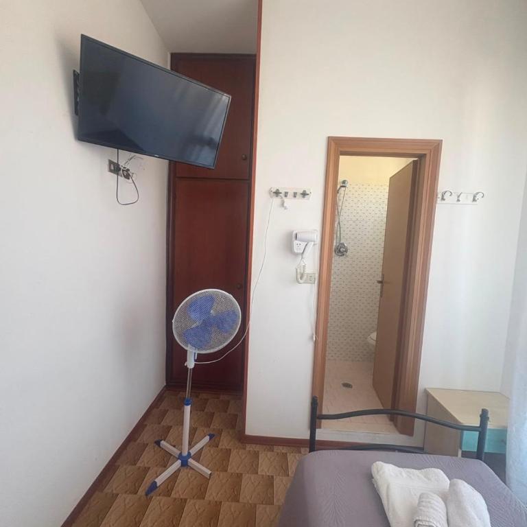 Hotel Estense - Camera Singola Economy - 2