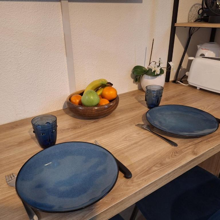 Sunny Dream - Centre Lyon, idéal visite ou travail, Wifi, métro à 120 mètres - Studio Apartment - 27