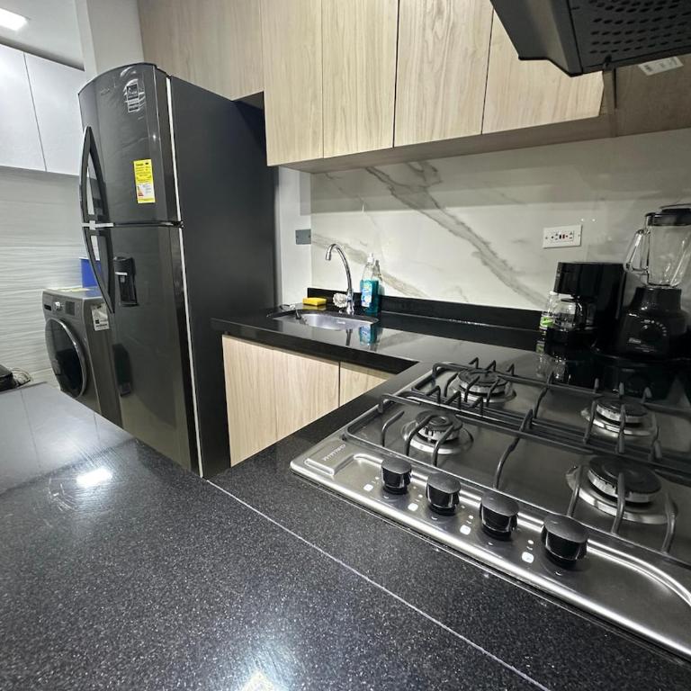 Full equipado 2 aires 4camas 2 TV,20 CC B-Vista - Three-Bedroom Apartment - 14