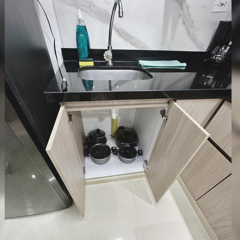 Full equipado 2 aires 4camas 2 TV,20 CC B-Vista - Three-Bedroom Apartment - 10