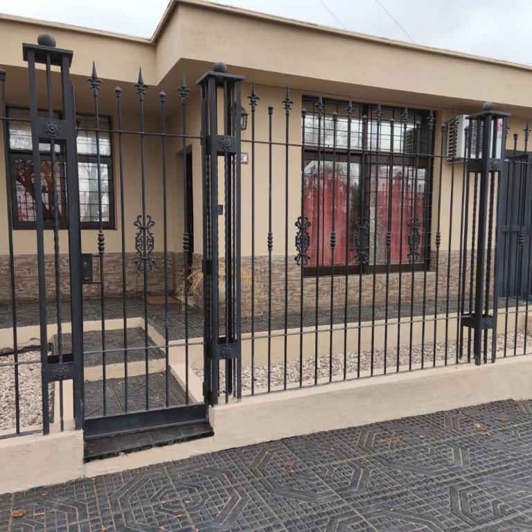 Tranquilidad y descanso en Ciudad de Mendoza - Casa de 2 dormitorios - 1