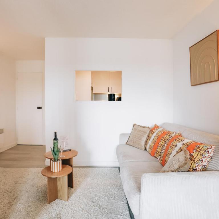 Vue mer, sur le port, près des tours - Apartment - 14