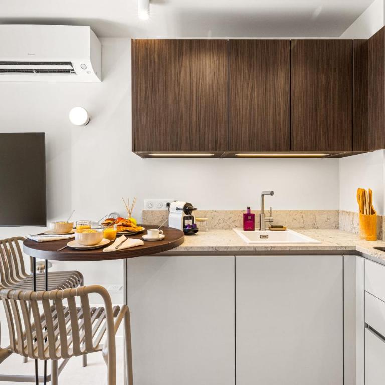 CARABACEL - One room Suite AC and Balcony - Apartamento - 12