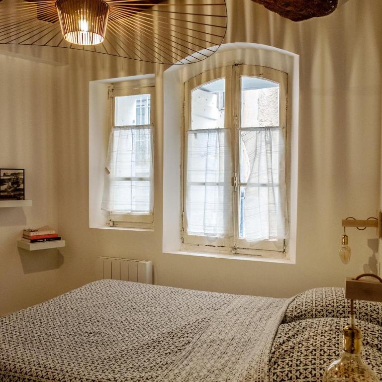 Maison Arlésienne à l'esprit bohème - Three-Bedroom House - 36