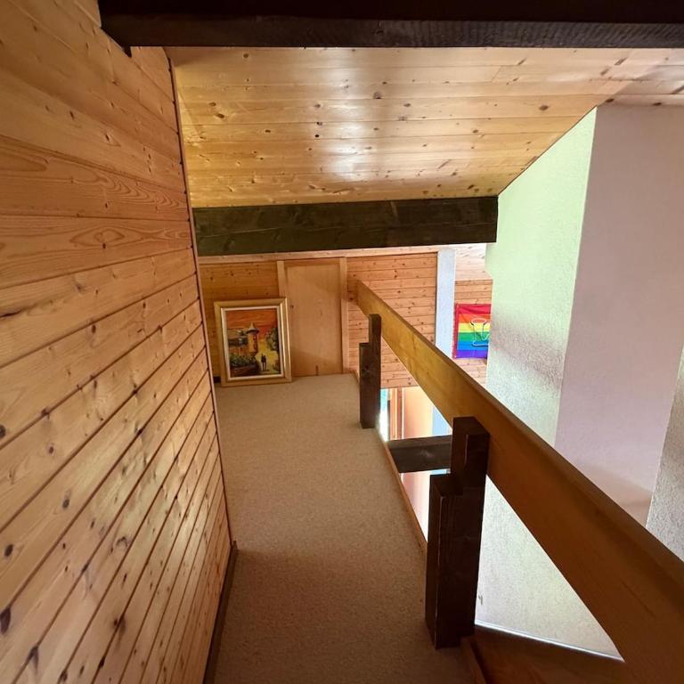 Beautiful chalet with exceptional views, ski-to-door, very quiet - Chalet - 40