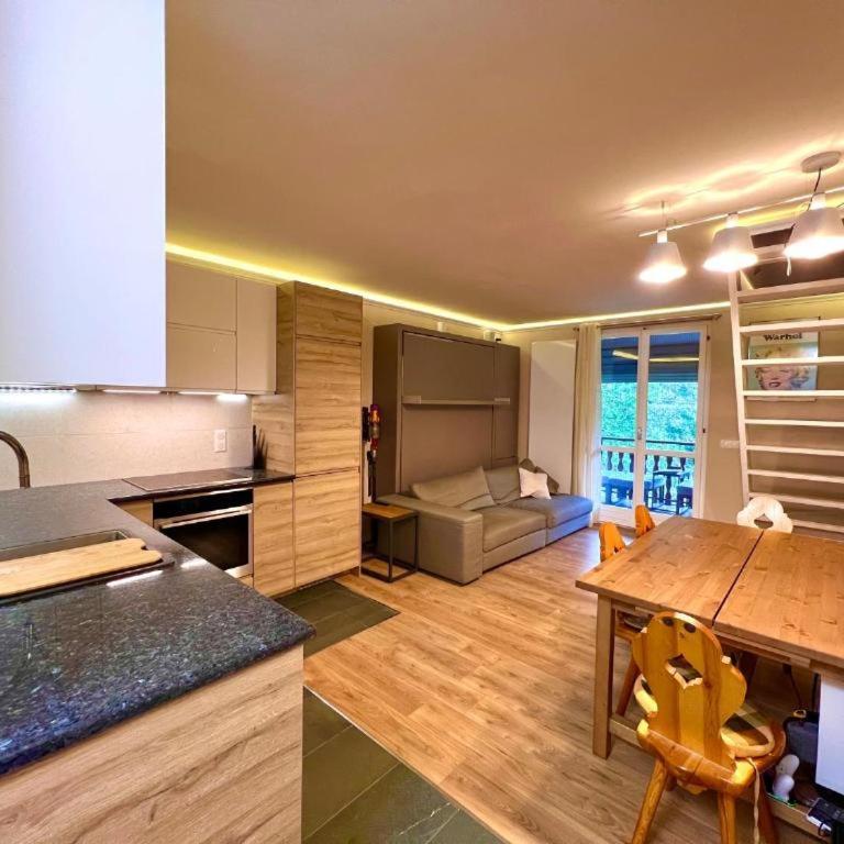 Rocca dell'Abisso Suite Comfort Relax Ski in-Ski out-Limone Piemonte - Two-Bedroom Apartment - 2