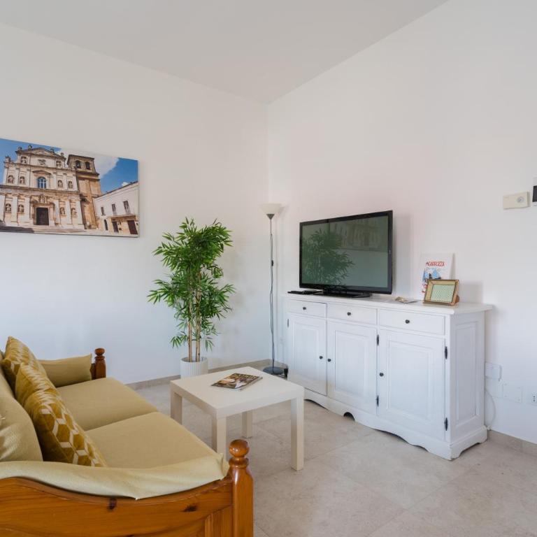 Salvemini Home - Lecce Selection - Appartamento con 1 Camera da Letto e Balcone - 8