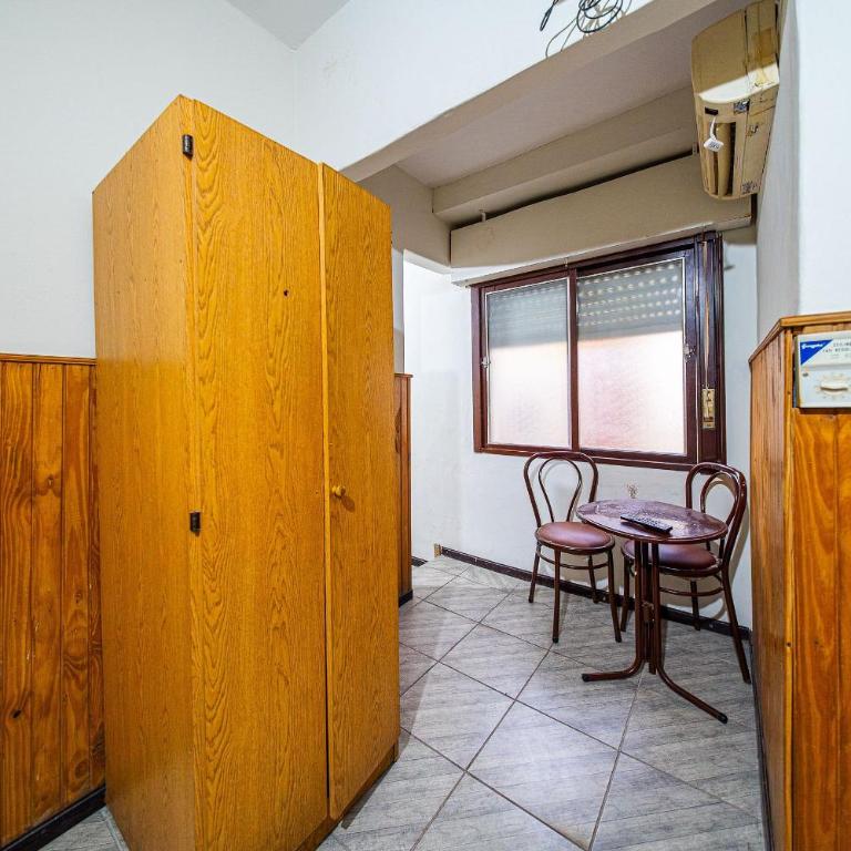 "Beta", central hotel room - Quadruple Room - 8