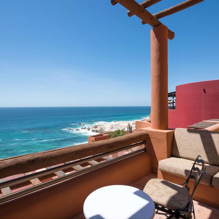 Club Regina Los Cabos - Studio with King Bed, Terrace and Ocean View - 2