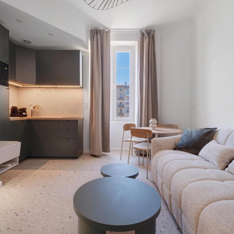 Carré d'Or - Apartment with Shower - 16
