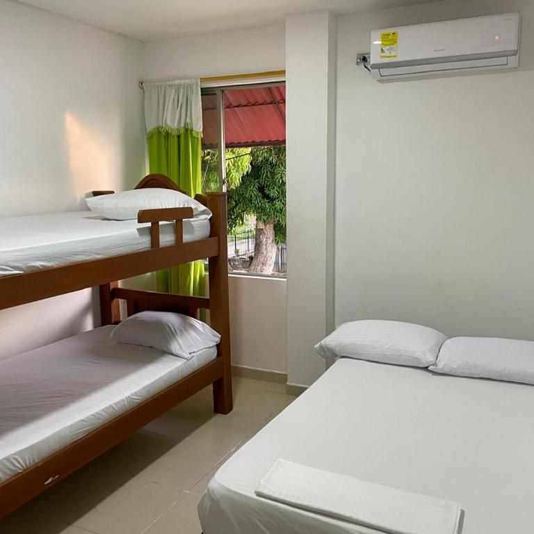 Habitaciones Melany - Two-Bedroom House - 6