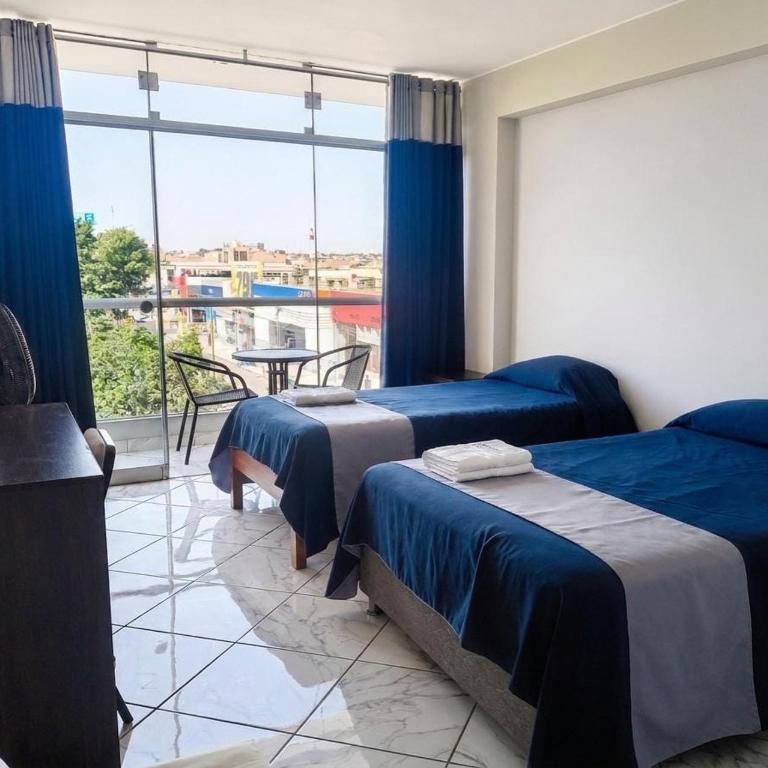 Regency Plaza Hotel - Standard Triple Room - 1