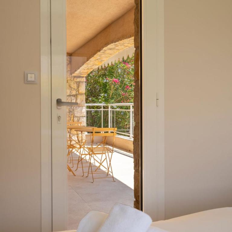 LA MÉSANGE Villa avec piscine et jardin - Villa mit privatem Pool - 51