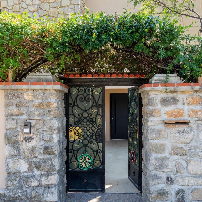 LA MÉSANGE Villa avec piscine et jardin - Villa mit privatem Pool - 73