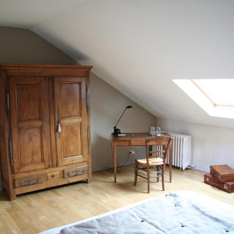 Chambres d'hôtes Le Clos d'Hauteville - Double Room (or Twin on request) with Private Bathroom - 1