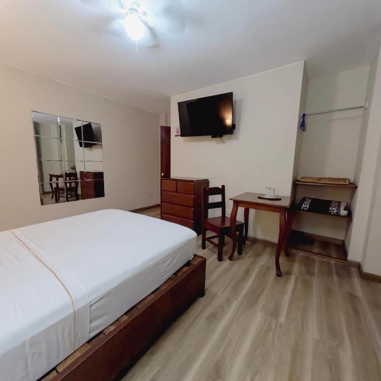 Hotel Asturias Inn - Double Room - 9