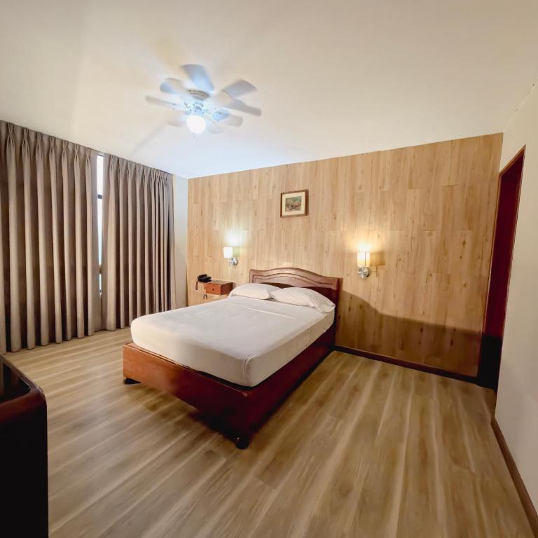 Hotel Asturias Inn - Double Room - 10