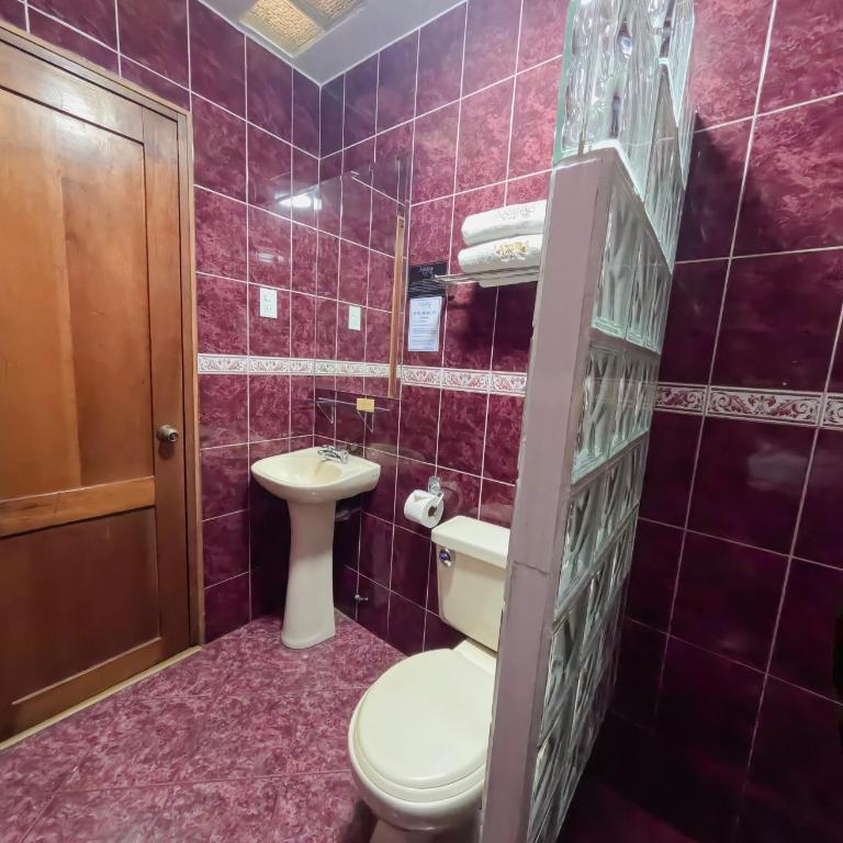 Hotel Asturias Inn - Double Room - 11