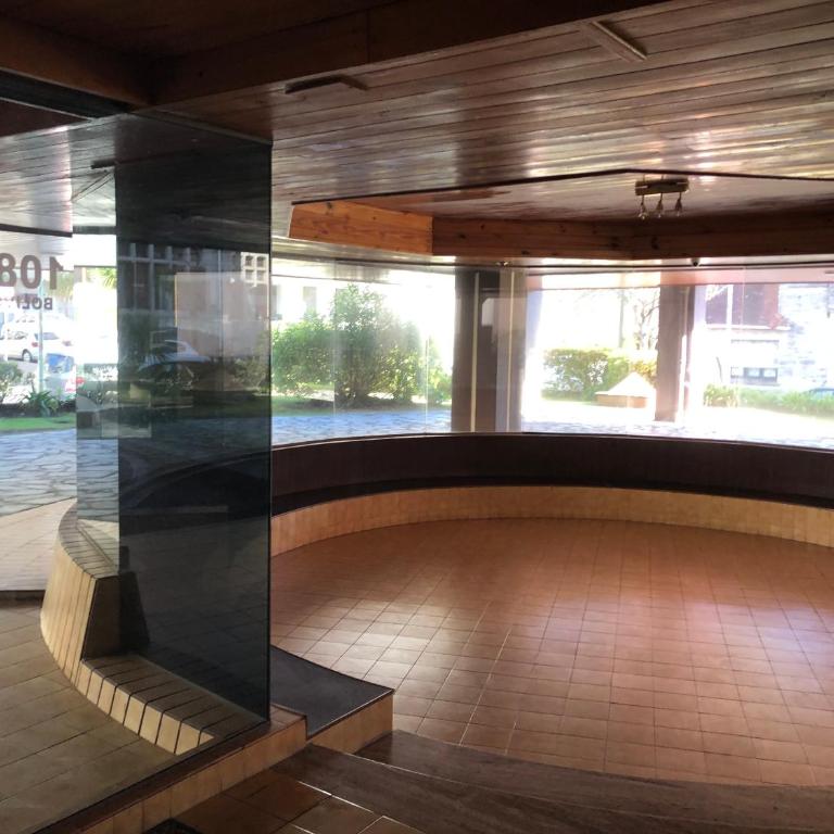 Las Lomitas - One-Bedroom Apartment - 4