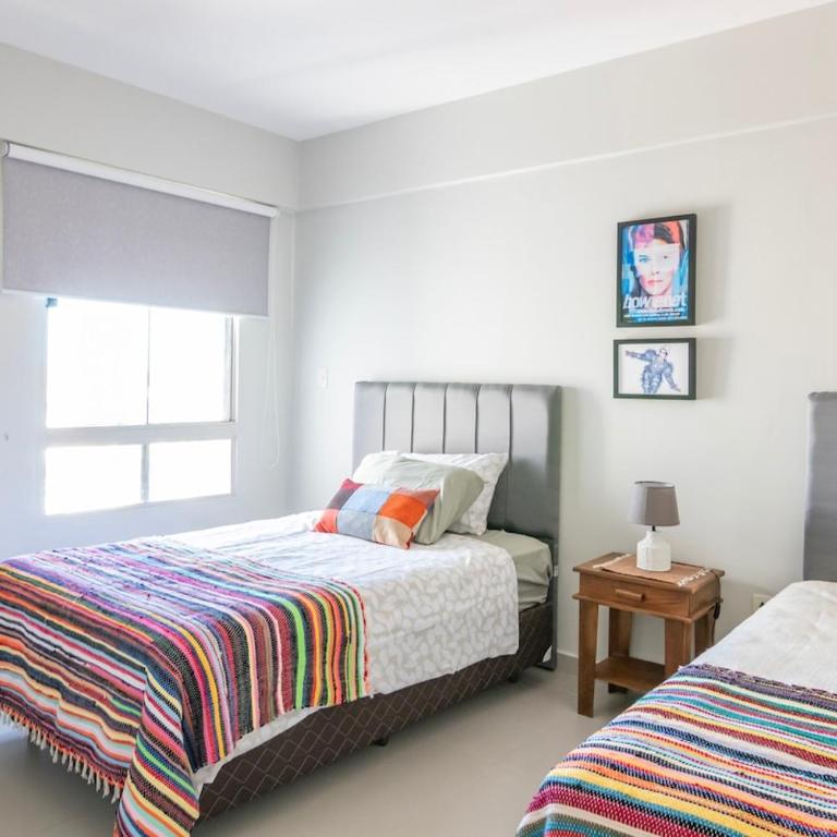 Bowie Space - Vibrant Urban Haven - Three-Bedroom Apartment with View - 31