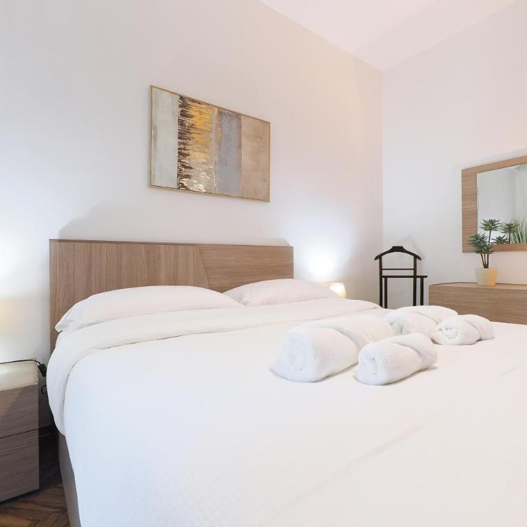 PrimoPiano - Caterina da Forlì - Appartamento con 1 Camera da Letto e Balcone - 1