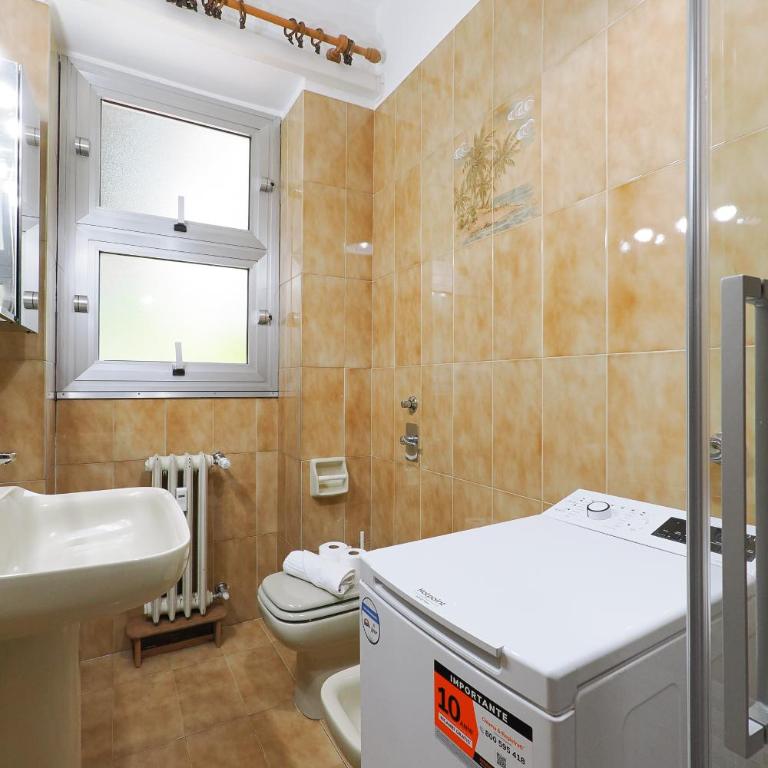 PrimoPiano - Caterina da Forlì - Appartamento con 1 Camera da Letto e Balcone - 55