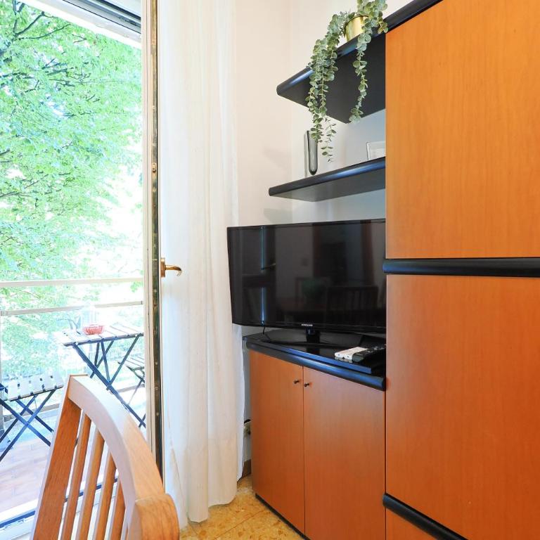 PrimoPiano - Caterina da Forlì - Appartamento con 1 Camera da Letto e Balcone - 57