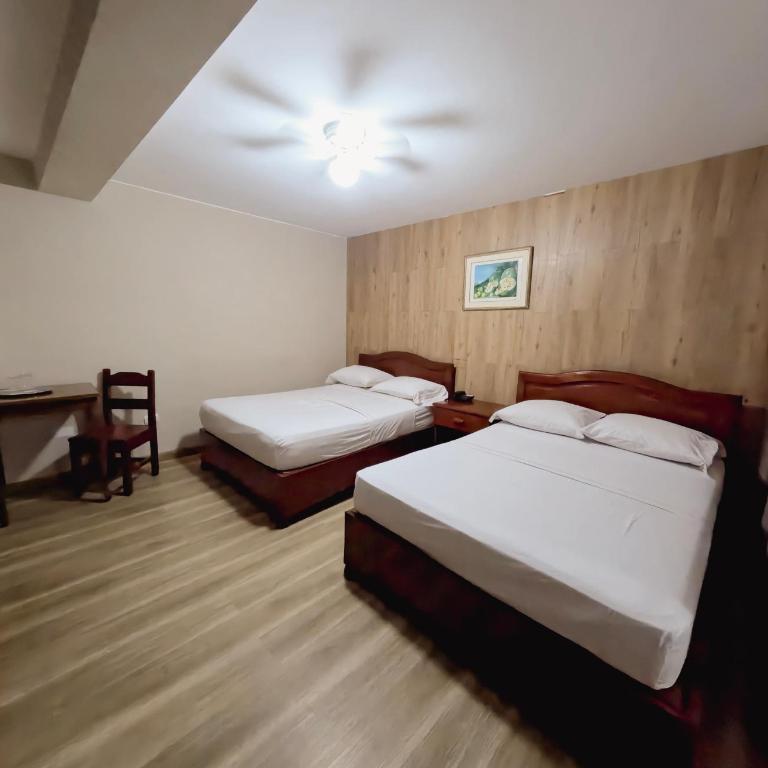 Hotel Asturias Inn - Twin Room - 6