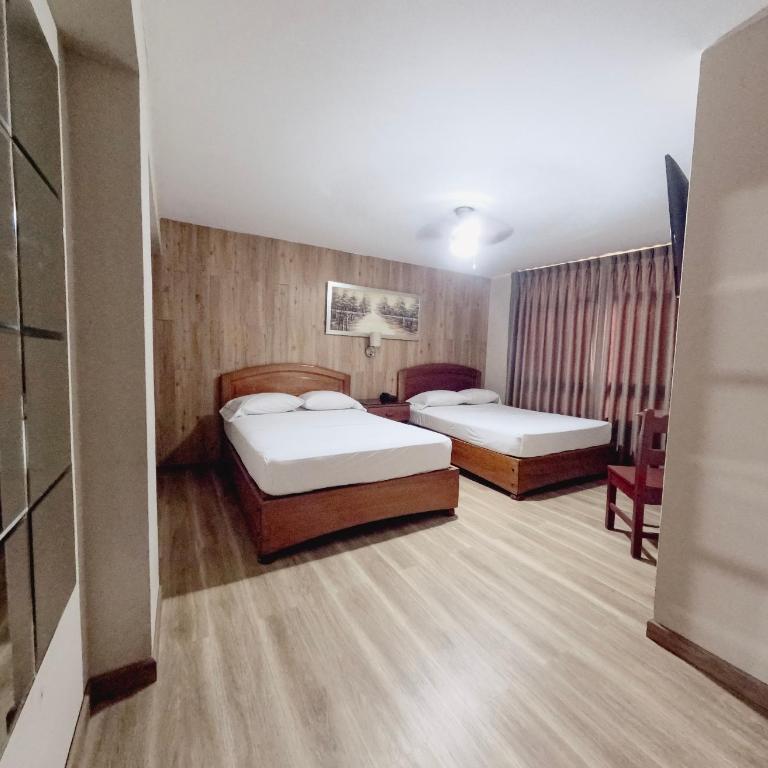 Hotel Asturias Inn - Twin Room - 13
