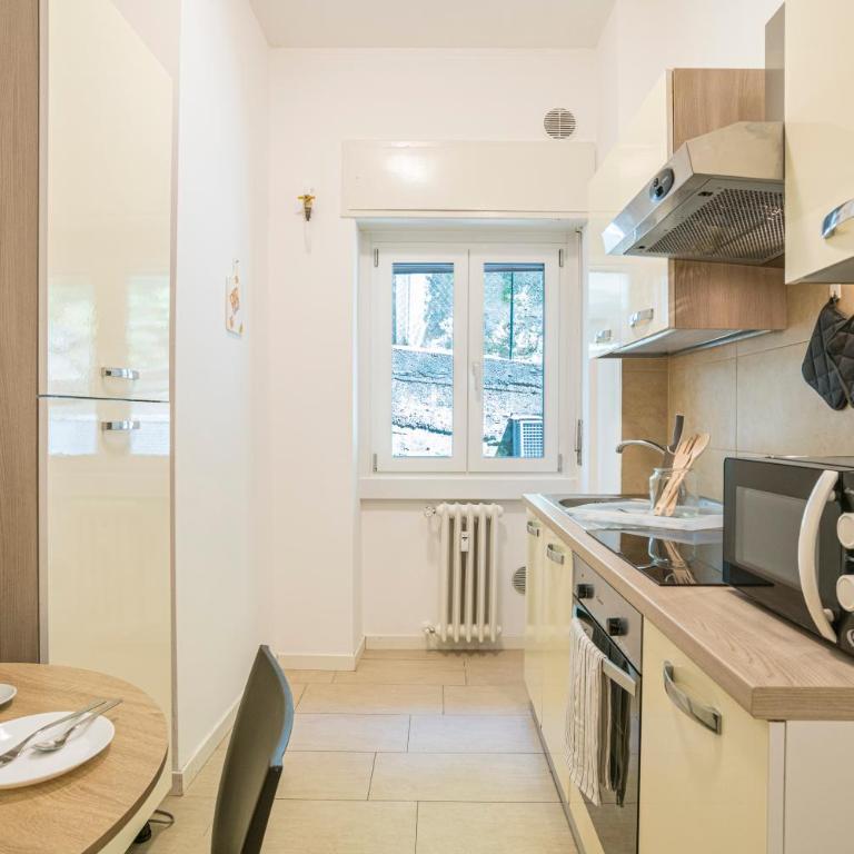 GuestHost - Lovely & Comfy Apartments in Como - Appartamento con 1 Camera da Letto - 3
