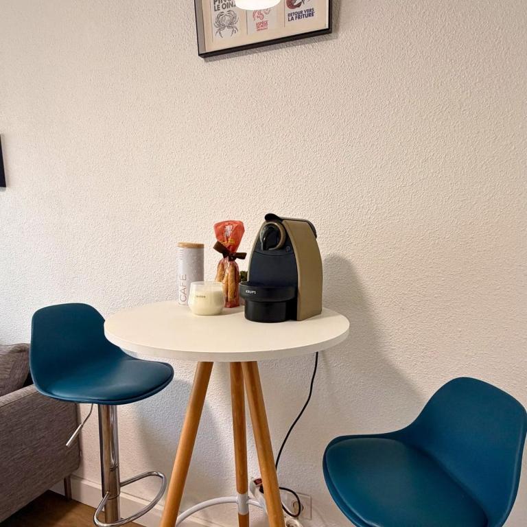 Charmant T2 climatisé au cœur du Canal Royal - Appartement 1 Chambre avec Balcon - 3