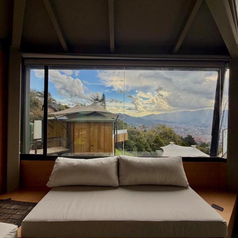 5 Luxury Cabanas , Hot Tubs , Panoramic Views - Vacation Home - 5