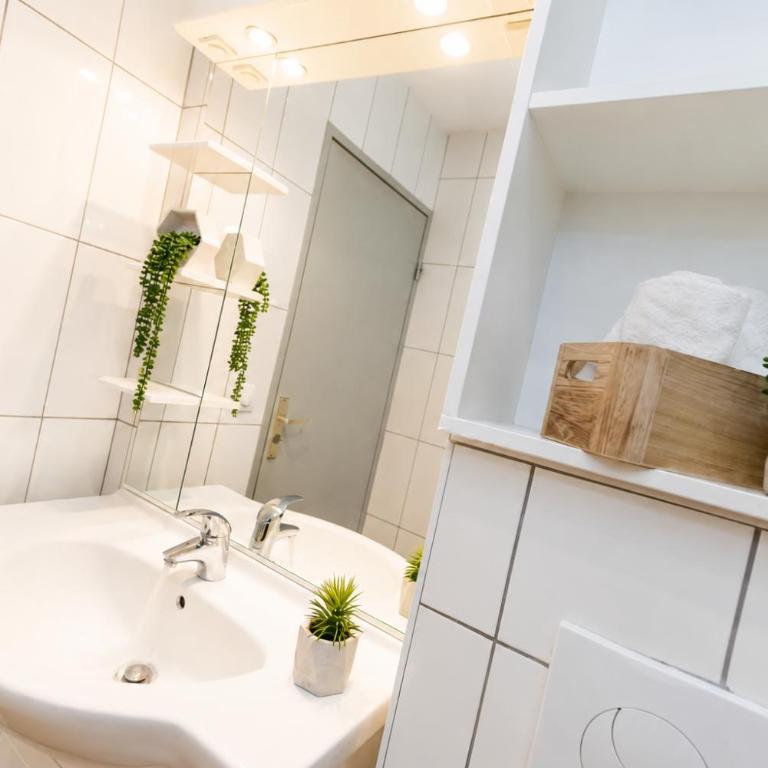 Nouveau - Le CityScape - Petite Venise - Apartment with Balcony - 26