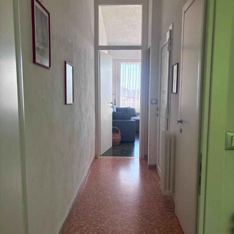 Ferdrago - Balcone vista lago con Parcheggio coperto - Apartamento de 1 dormitorio - 4