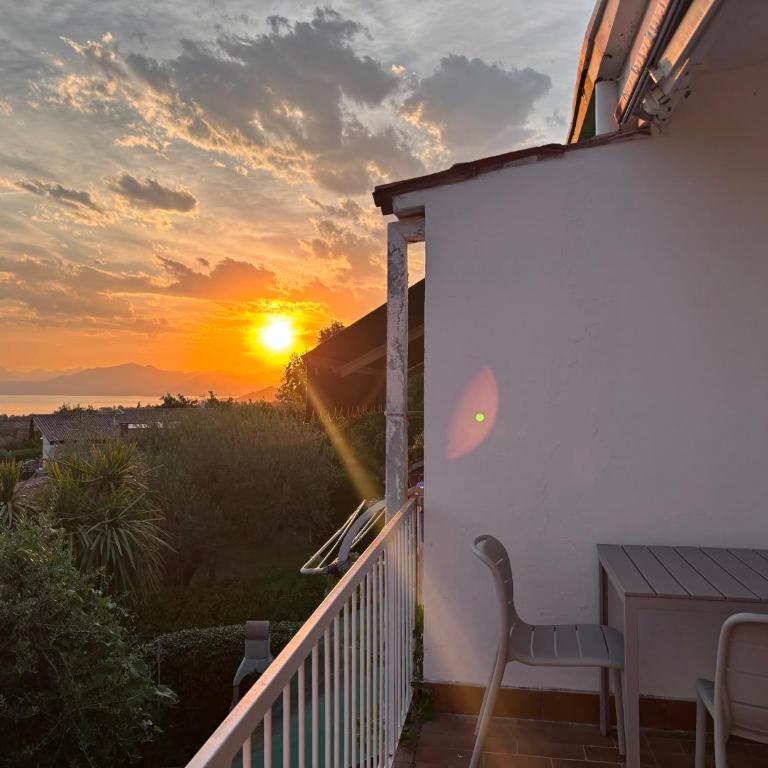 Ferdrago - Balcone vista lago con Parcheggio coperto - Apartamento de 1 dormitorio - 7