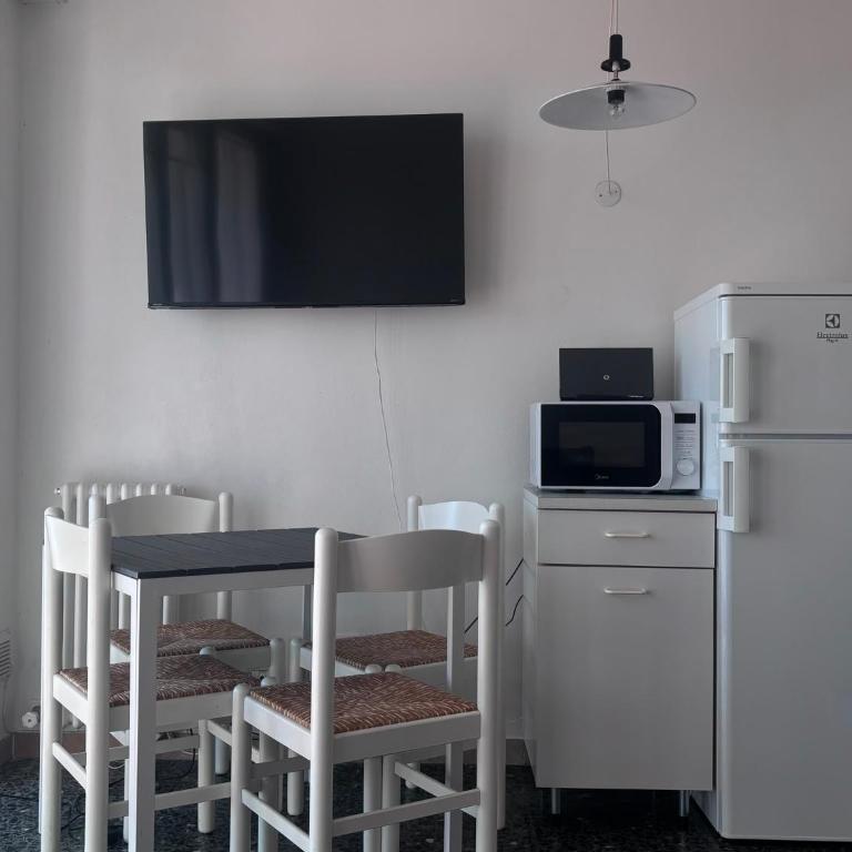 Ferdrago - Balcone vista lago con Parcheggio coperto - Apartamento de 1 dormitorio - 23