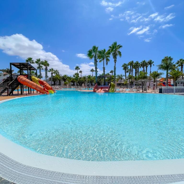 Oasis Dunas Air 407 By B-Rent - Two-Bedroom Deluxe Apartment with Garden View - 1