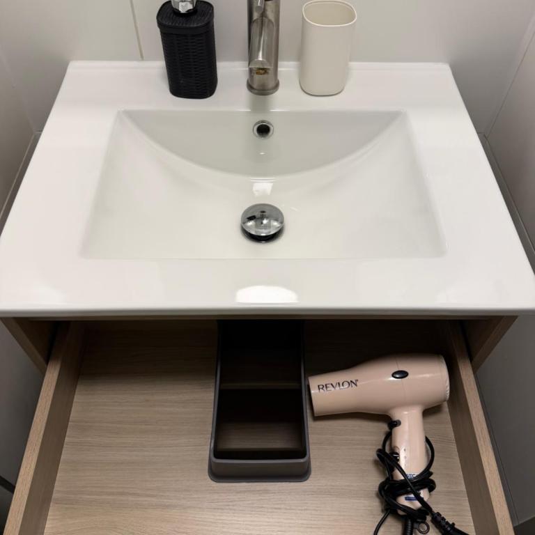 Dpto Ambiente en Ñuñoa Metro Irarrázabal WIFI - One-Bedroom Apartment - 5