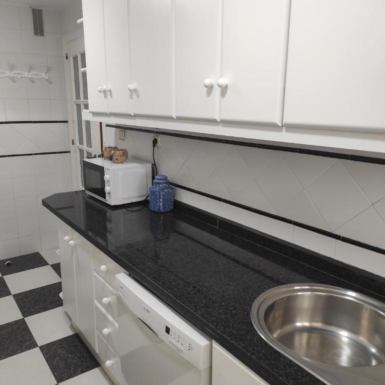 Casa soleada a escasos metros del mar - Apartamento de 3 dormitorios - 16