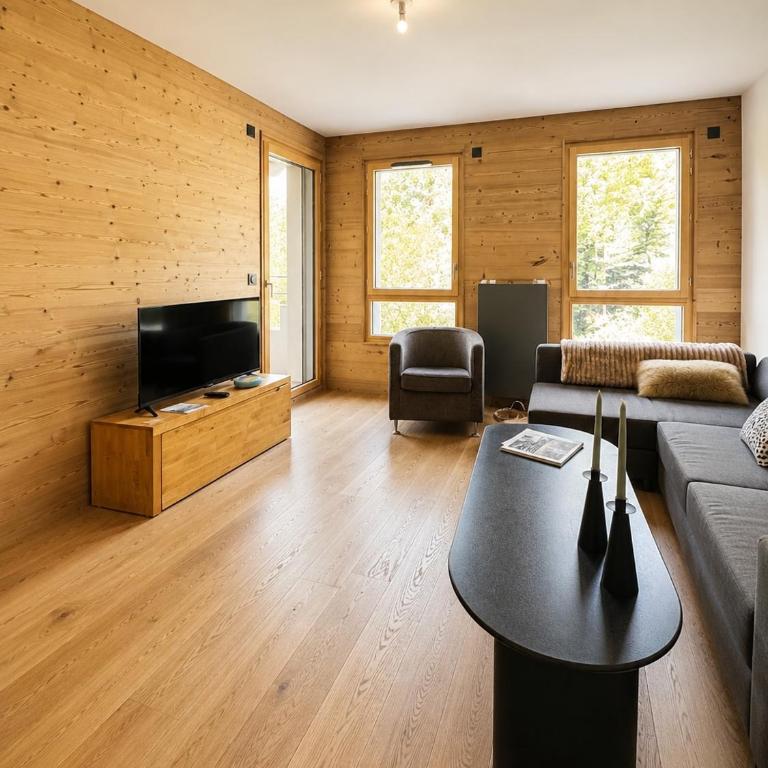 Appartement for 6 to 8 people - Three-Bedroom Apartment with Balcony - 12