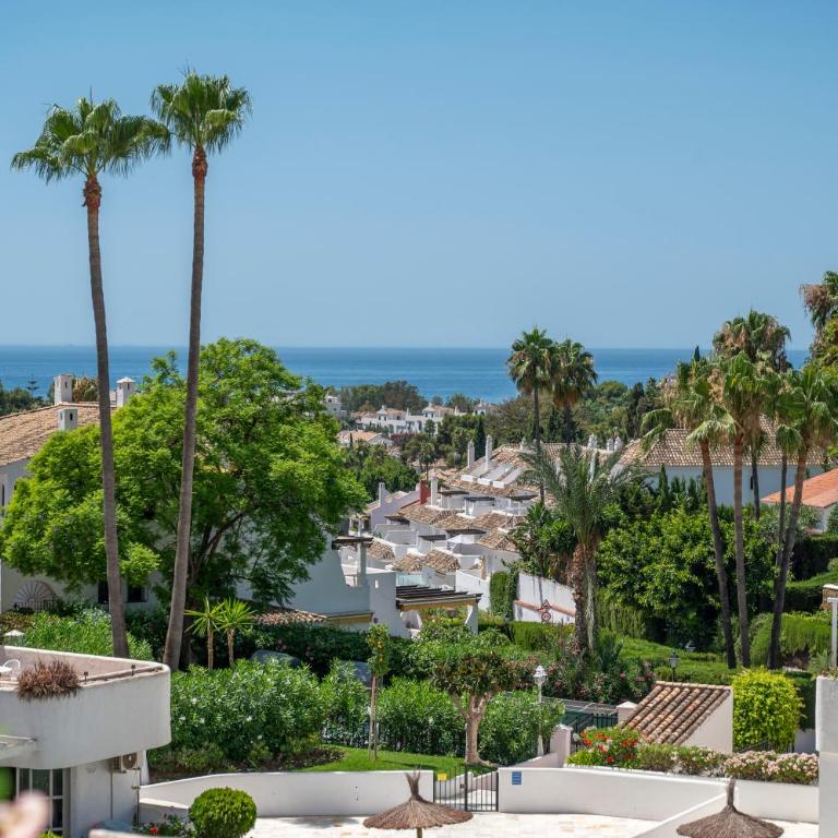 Luxury 2BR Apartment near Puerto Banús w Sea Views - Apartamento Deluxe de 2 dormitorios con vistas al mar - 3