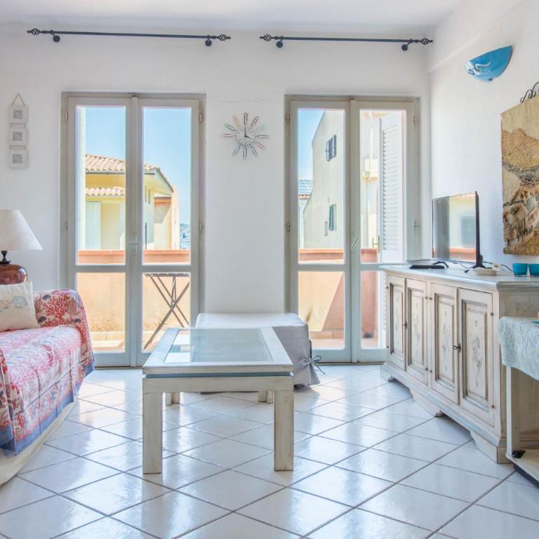 GuestHost - Palau Comfy Flat with Balcony - Appartamento con 2 Camere da Letto - 6