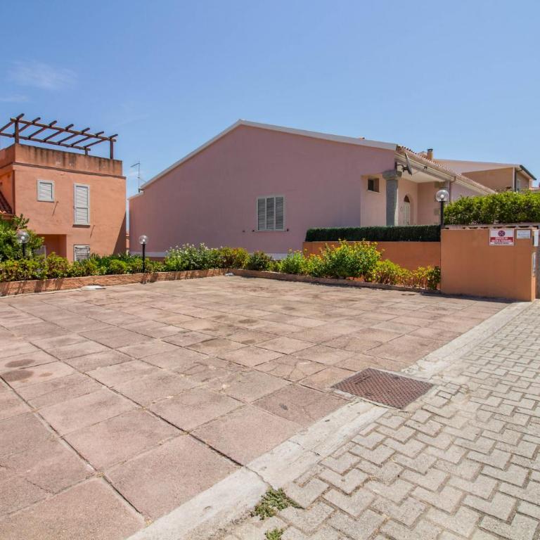 GuestHost - Palau Comfy Flat with Balcony - Appartamento con 2 Camere da Letto - 22