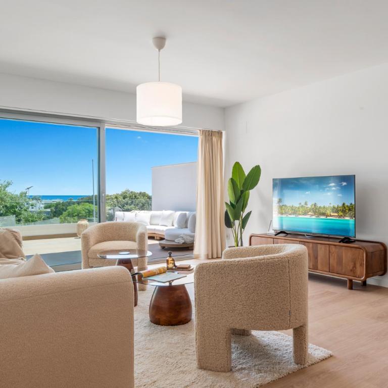 Casa Luna - Two-Bedroom Apartment with Balcony and Sea View - 20