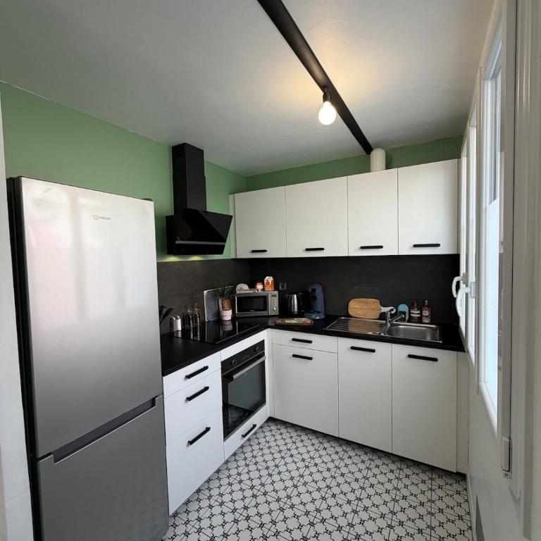 Casa Reina -Cozy & Bright - Close to center - Two-Bedroom Apartment - 2