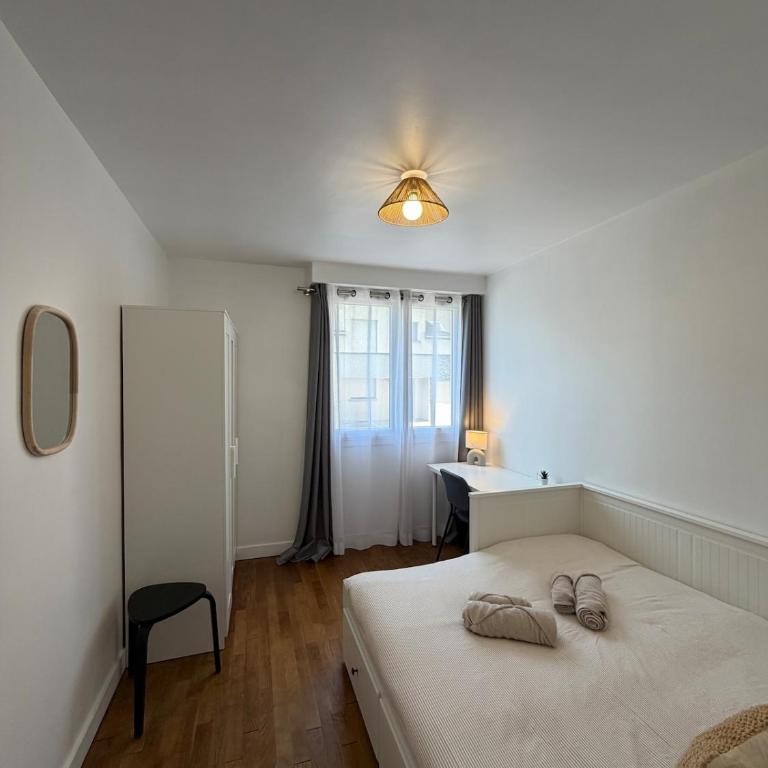 Casa Reina -Cozy & Bright - Close to center - Two-Bedroom Apartment - 21