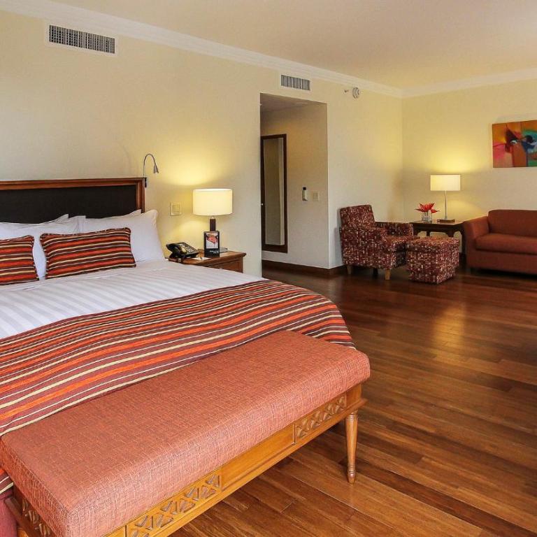 Hotel Intercontinental Cali by IHG - Presidential King Suite - 2