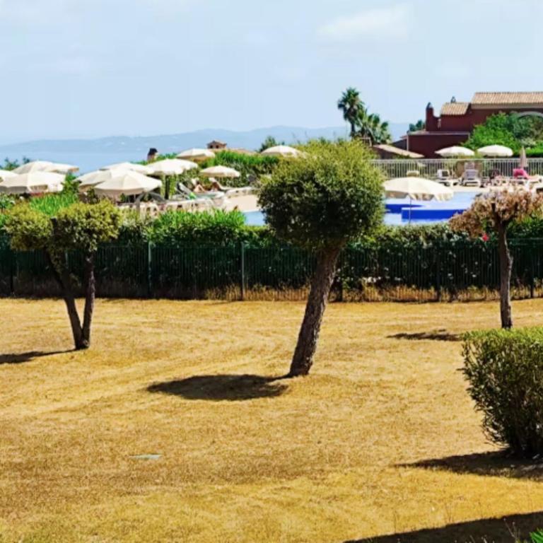 Appartement familial avec vue mer et piscine - Appartement - 12
