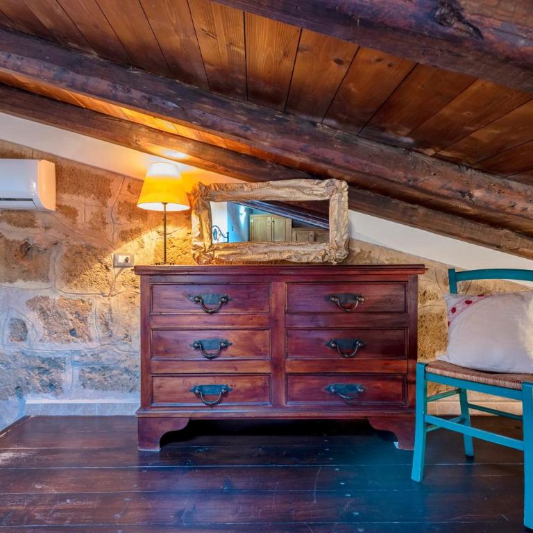 Alghero Old Town Gem - Emerald top - Appartamento Deluxe con 2 Camere da Letto e Vista Giardino - 6